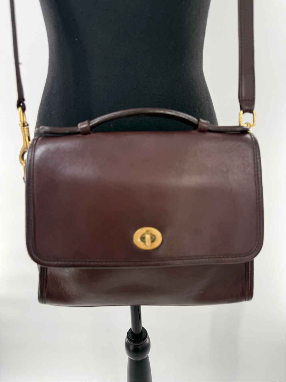 Coach Court Vintage Brown Glove Tanned Leather Top Handle Crossbody Bag D2P-9870 - Picture 5 of 17